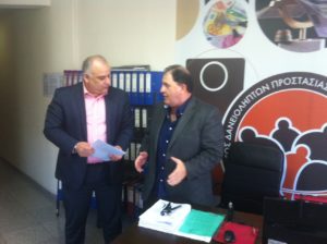 Read more about the article Πρόταση νόμου για την προστασία των δανειοληπτών από τις  δικηγορικές -εισπρακτικές εταιρίες  παρέδωσε στο βουλευτή Α’ Θεσσαλονίκη Γιάννη Σαρίδη ο Σύλλογος Δανειοληπτών και Προστασίας Καταναλωτών Βορείου Ελλάδος