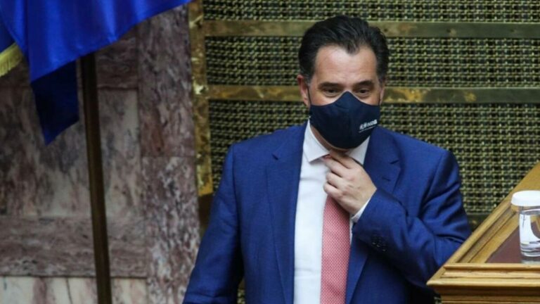 Read more about the article Η ιδεολογία της εξαπάτησης